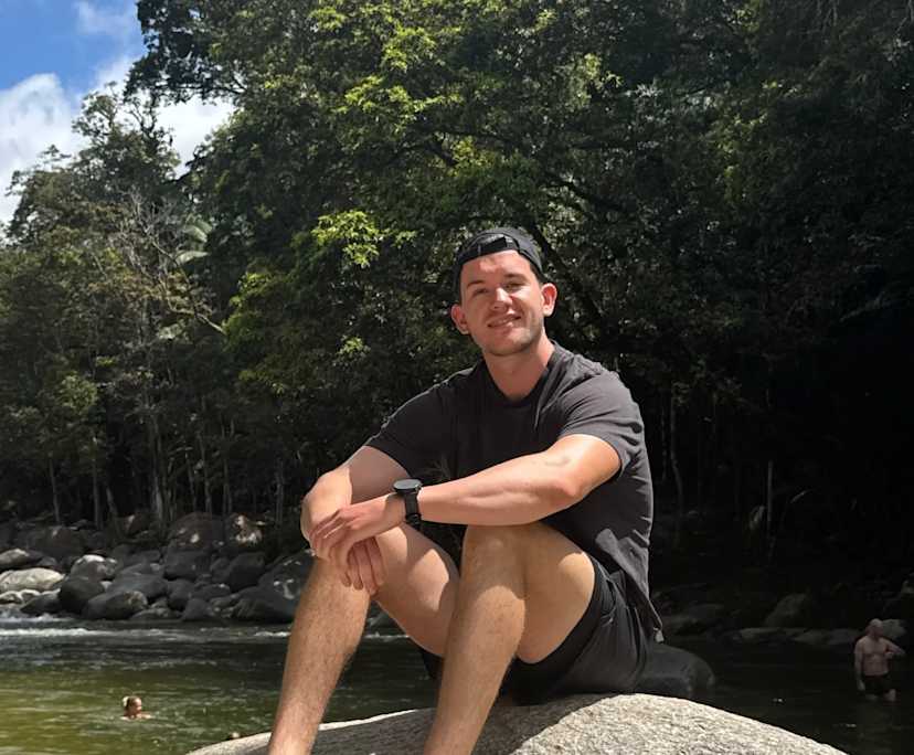 Kieran (27), $400, Non-smoker, No pets, and No children