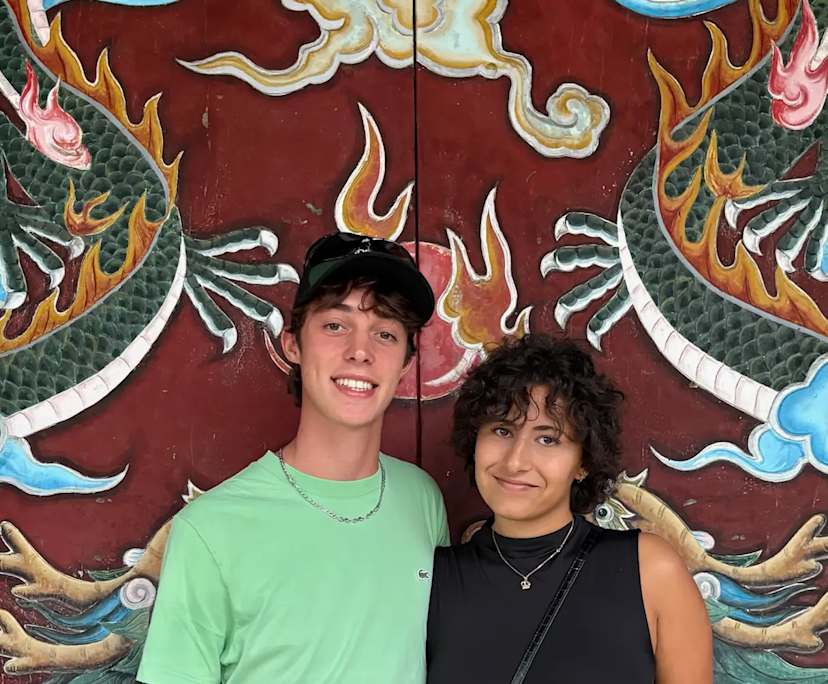 aliya (20) and louis (20), $400, Non-smoker, No pets, and No children