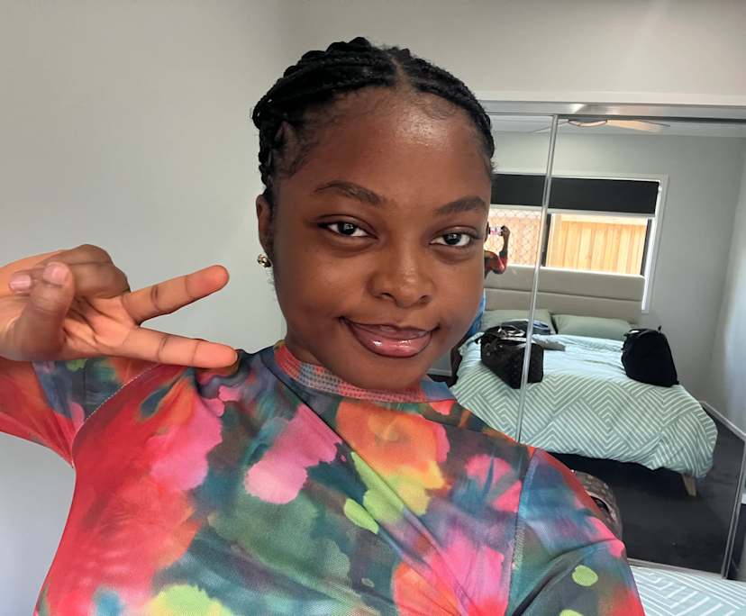 Onyi (22), $250, Non-smoker, No pets, and No children