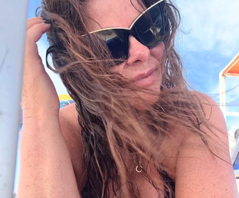 Lisa (55), $350, Non-smoker, No pets, and No children
