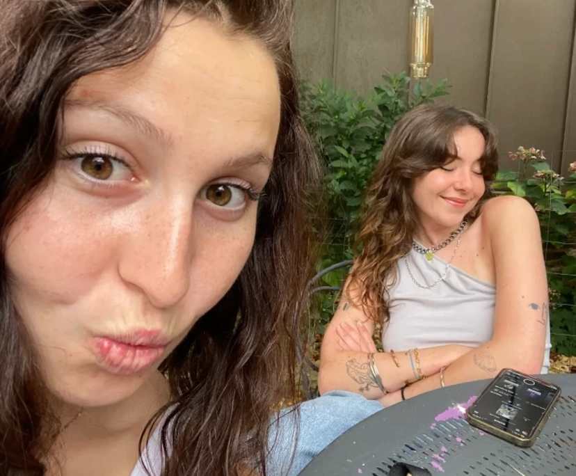 Ines (23) and Manon (24), $300, LGBTQIA+, Smoker, No pets, and No children