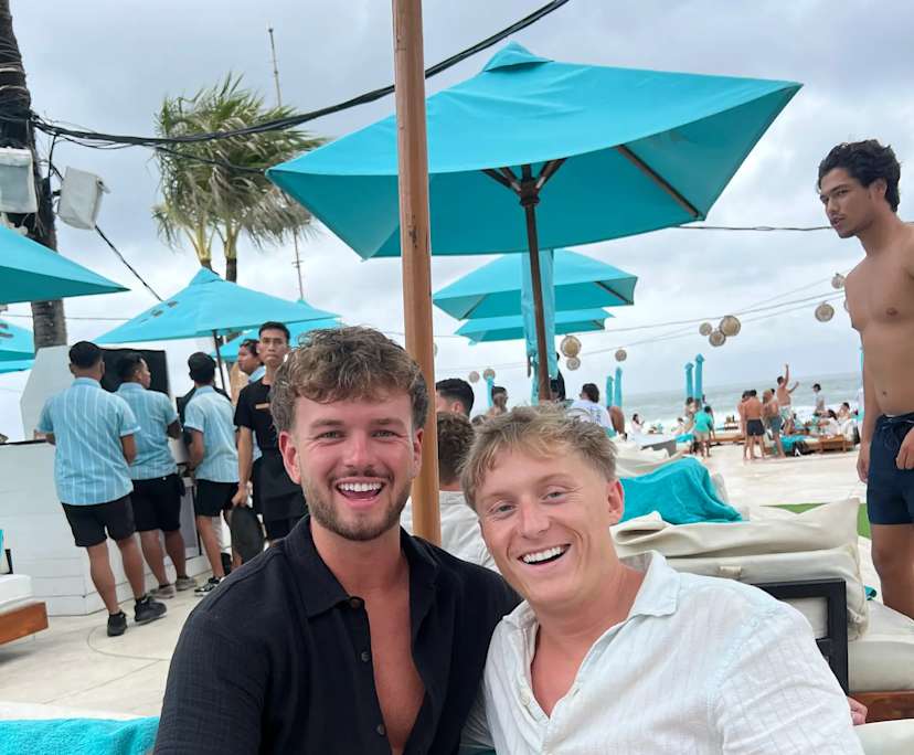 Dominic (25) and Cameron (26), $1,000, 