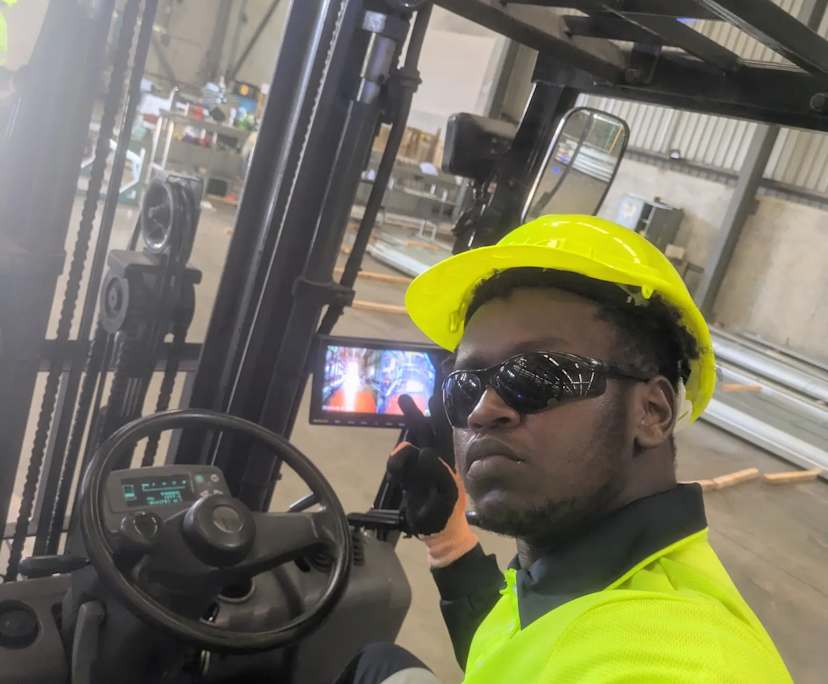 Shawn Bitok (21), $250, Non-smoker, No pets, and No children