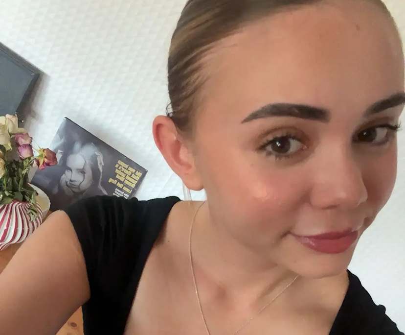 Lekiah (19) and Bianca (19), $400, 