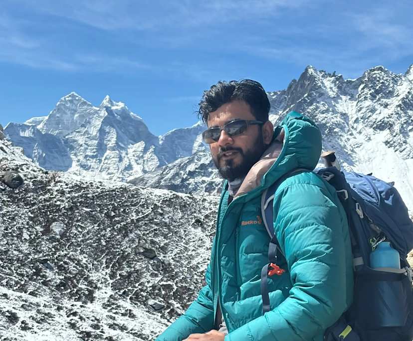 Nischal (26), $250, Non-smoker, No pets, and No children