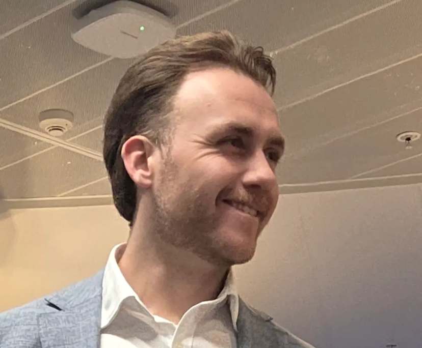 Jesse (30), $500, No pets, Non-smoker, and No children