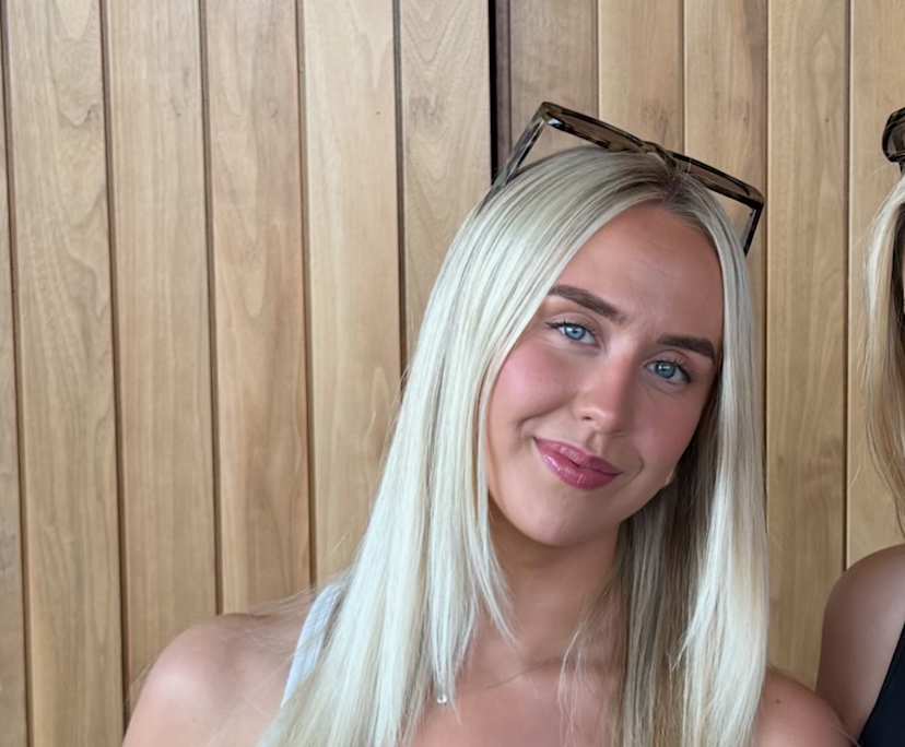 Tee (24), $380, Non-smoker, No pets, and No children