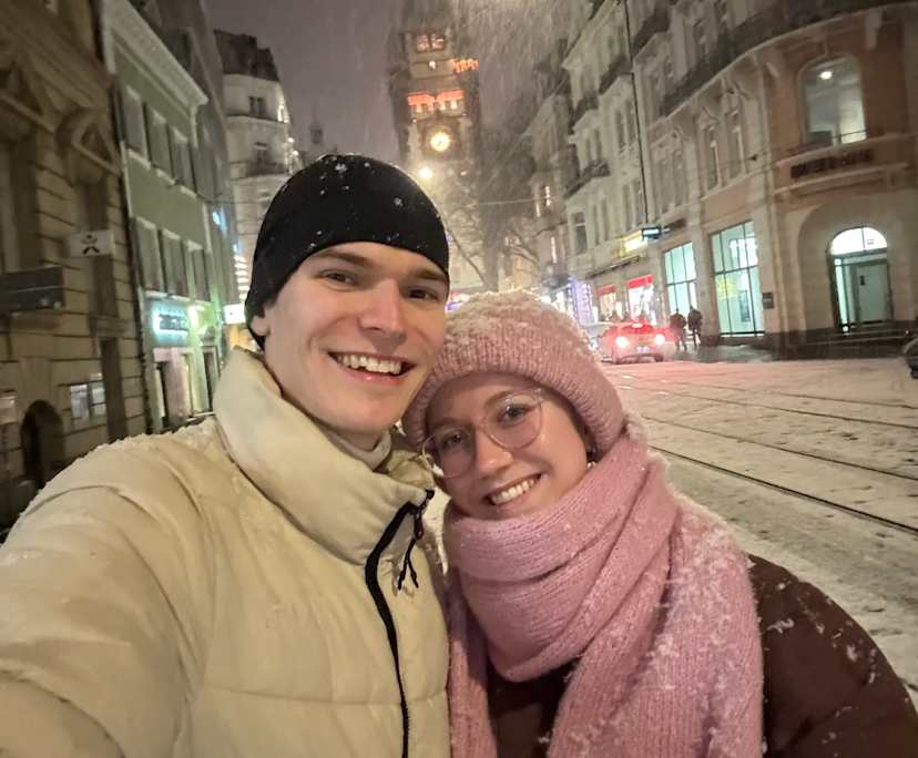 Stephan (21) and Carolin (21), $800, 