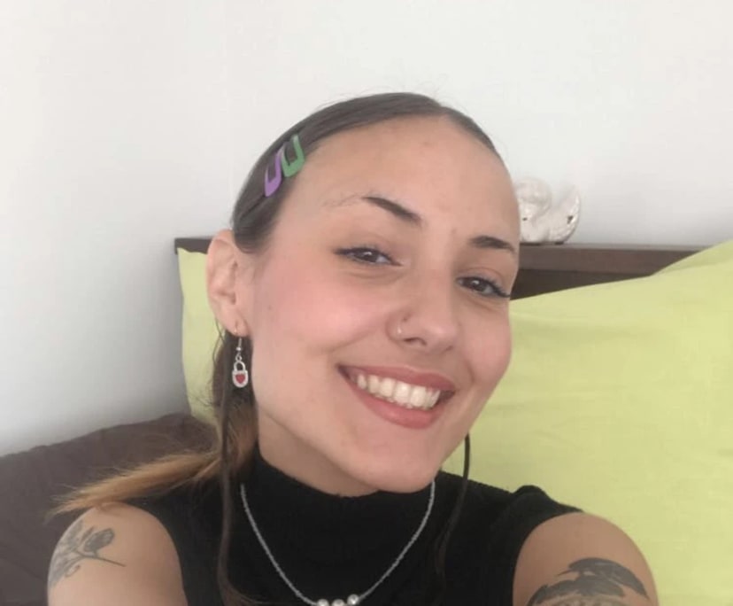 Lily (20), $160, Non-smoker, Have pets, No children, and LGBT+