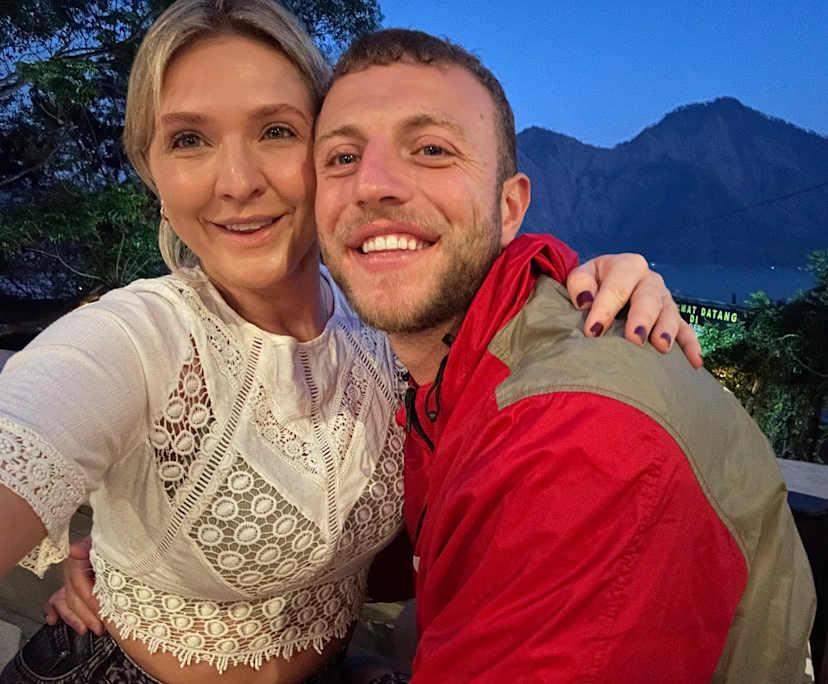 Vicks (33) and Ollie (27), $450, Non-smoker, No pets, and No children