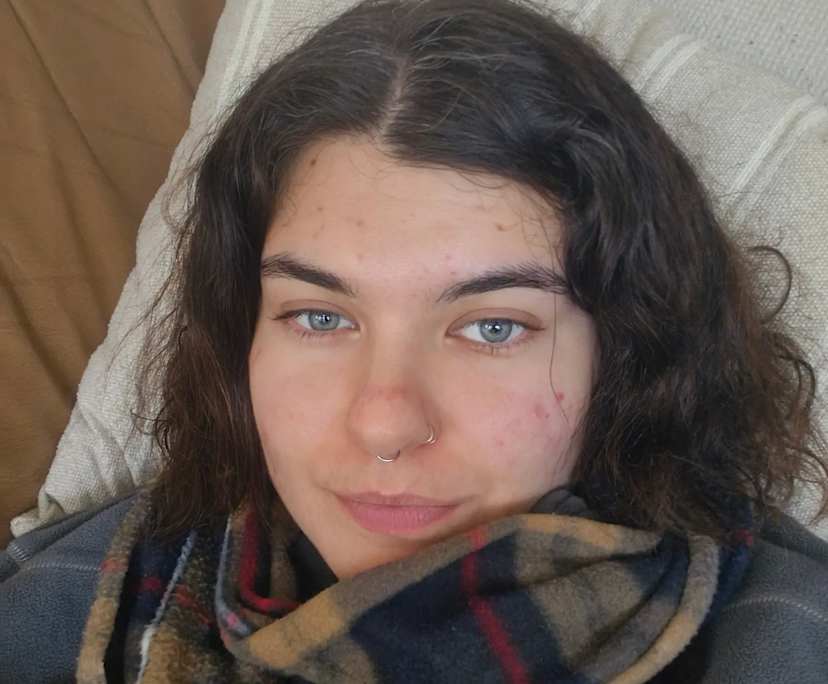 Tee (27), $280, Non-smoker, No pets, and No children