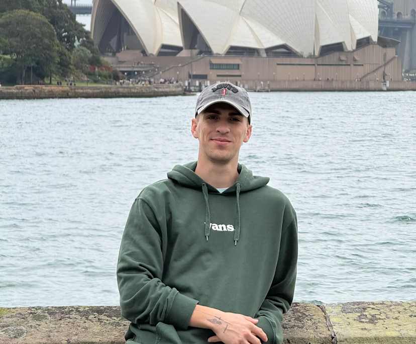 Nicolas (24) and Jeremías (24), $450, 