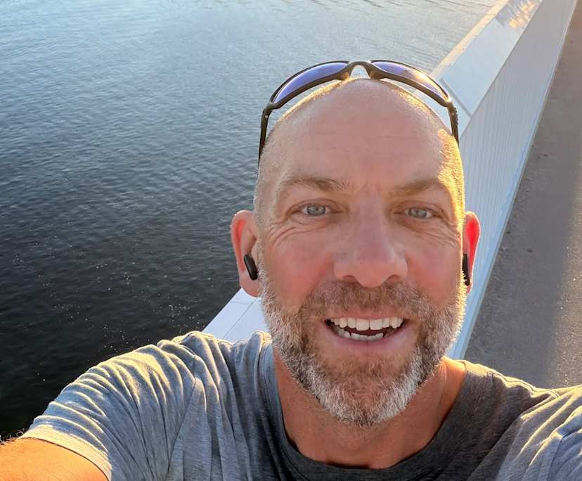 Miles (48), $400, Non-smoker, No pets, and No children