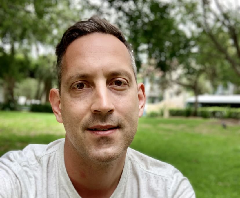 David (45), $300, No pets, No children, and Non-smoker