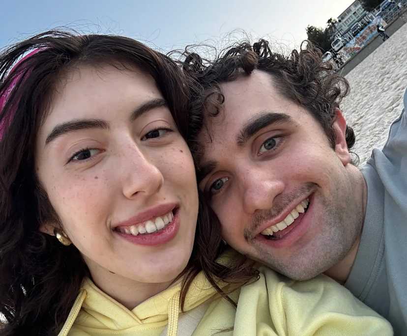 Shaïna (22) and Clément (22), $400, 