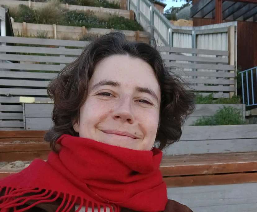 Libby (26), $250, LGBTQIA+, Non-smoker, No pets, and No children