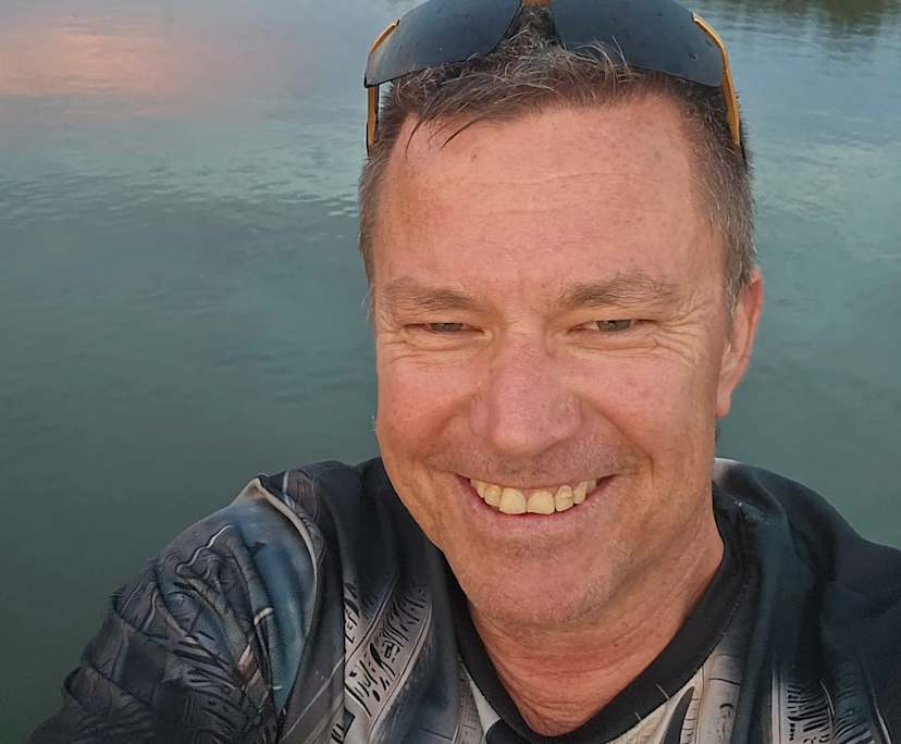 Sven Kangas (54), $350, Non-smoker, Have pets, and No children