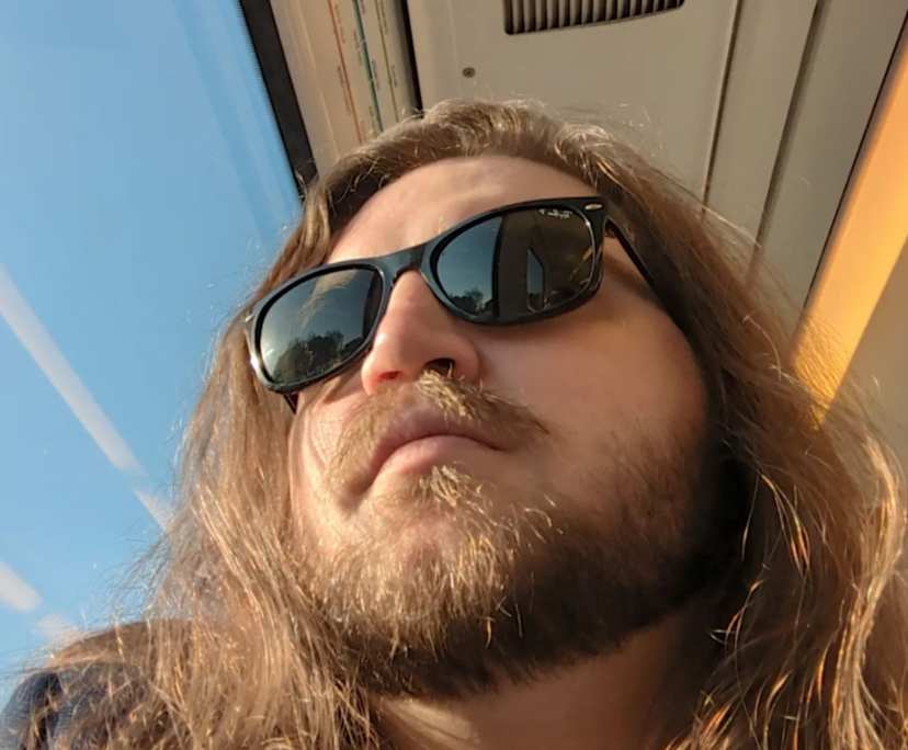 Ike (28), $350, LGBTQIA+, Non-smoker, No pets, and No children