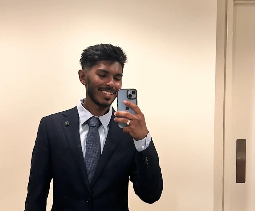 Junaid (24), $500, Non-smoker, No pets, and No children