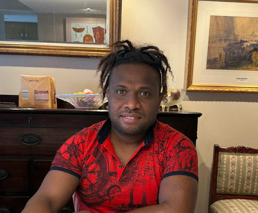 Lesley David (27), $250, LGBTQIA+, Non-smoker, No pets, and No children