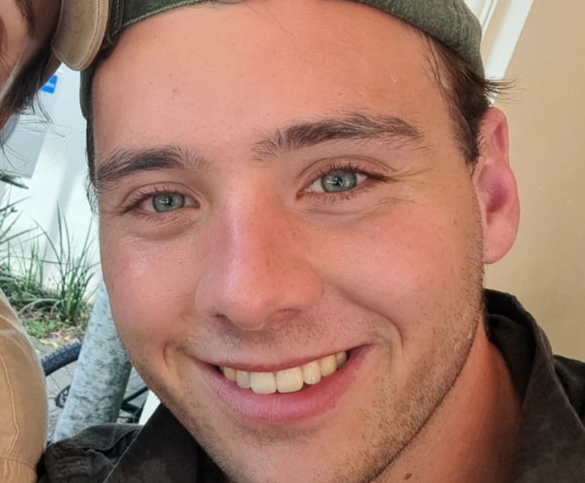 David (24), $220, Non-smoker, No pets, and No children