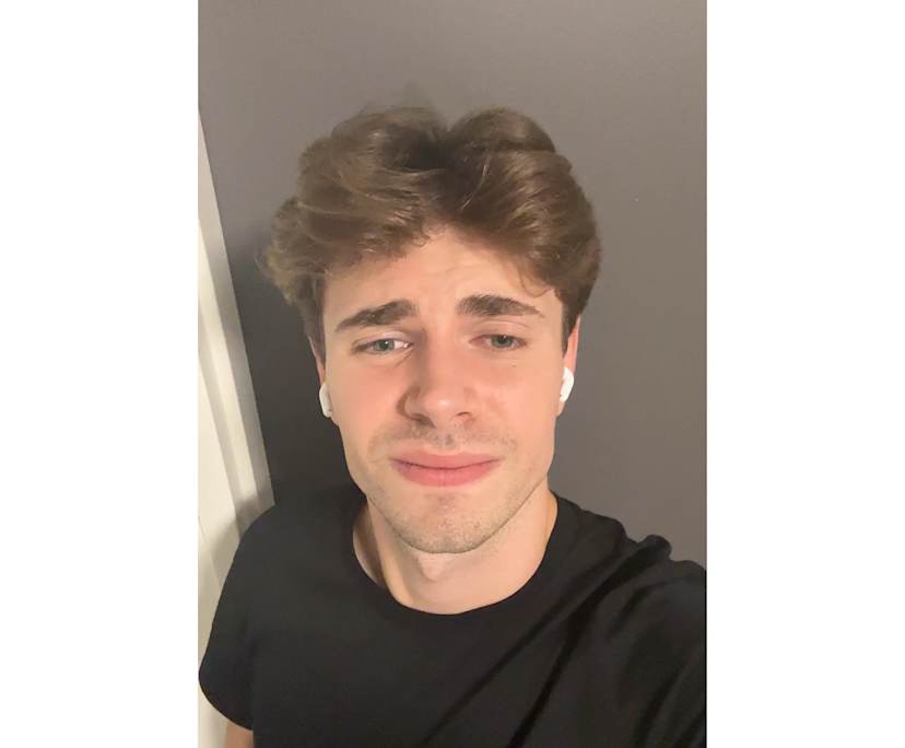 Tomm (26), $600, LGBTQIA+, Non-smoker, No pets, and No children