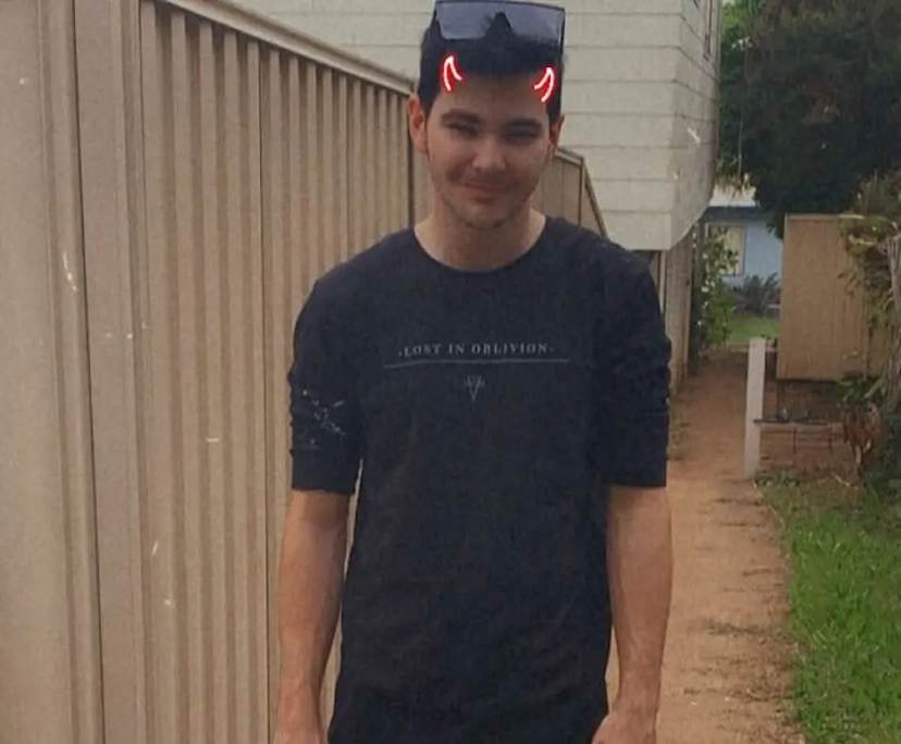 Alex (23) and Hannah (23), $800, 