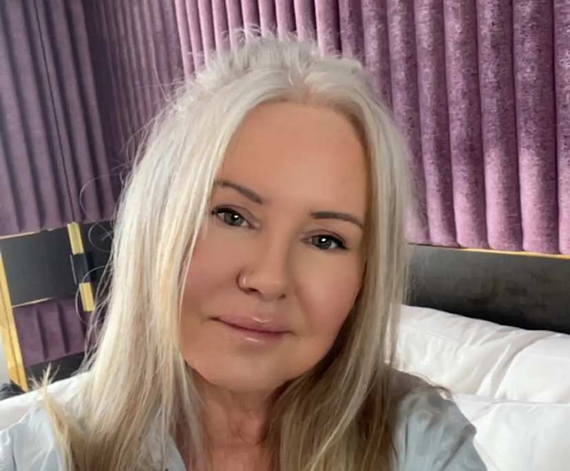 Jackie (58), $250, Non-smoker, No pets, and No children