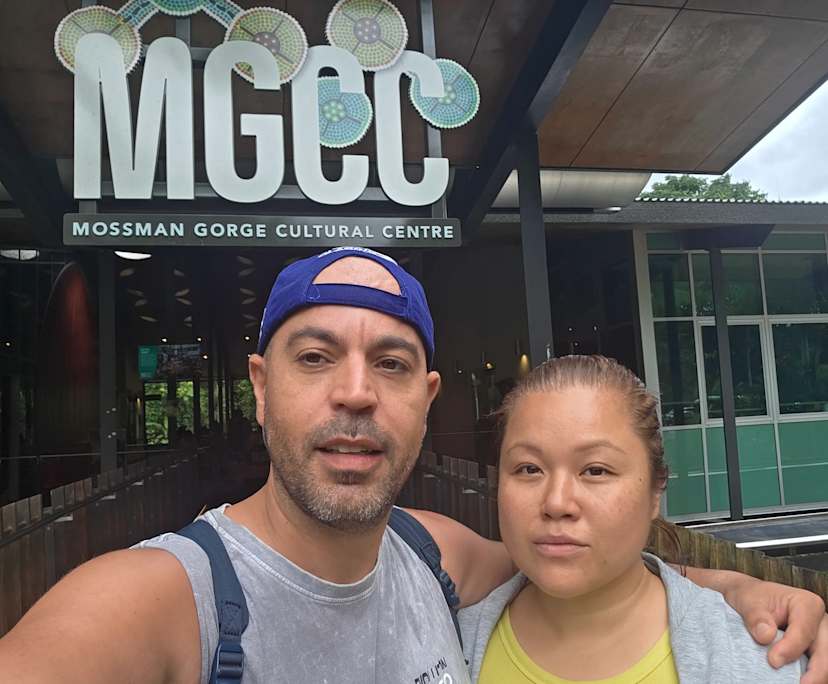 Bee (40), $400, Non-smoker, Have children, and No pets