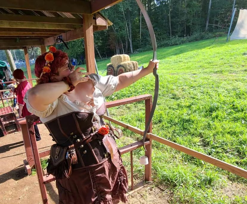 Keira (25), $300, No pets, Non-smoker, No children, and LGBTQIA+