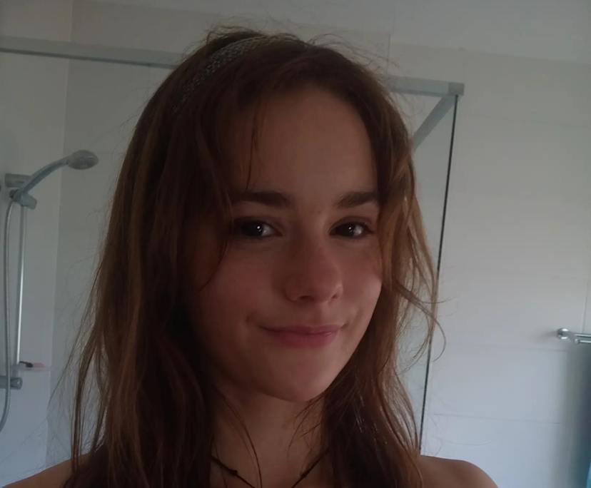 Erin (21), $250, Non-smoker, No pets, and No children