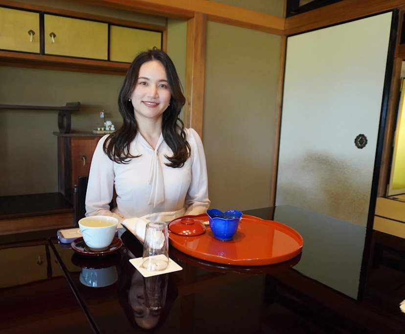 Sakurako (28) and Masayoshi (34), $600, 