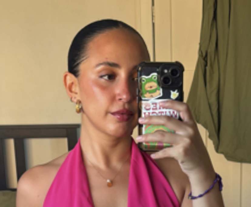 Maria Jose (32), $400, Non-smoker, No pets, and No children