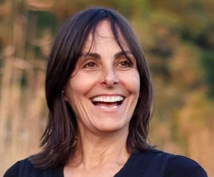 suzie (49), $400, LGBTQIA+, Non-smoker, Have pets, and No children