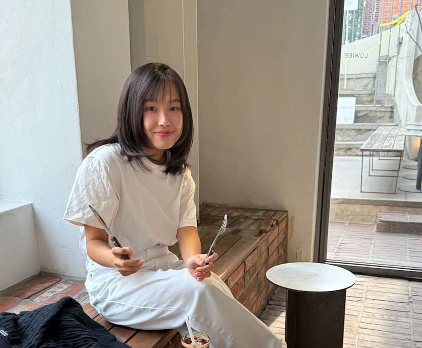 Eunbi (30), $400, 