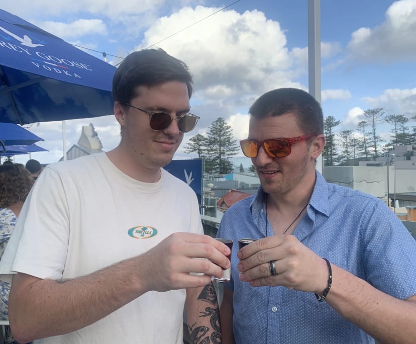 Thomas (35), $300, No pets, No children, and Non-smoker