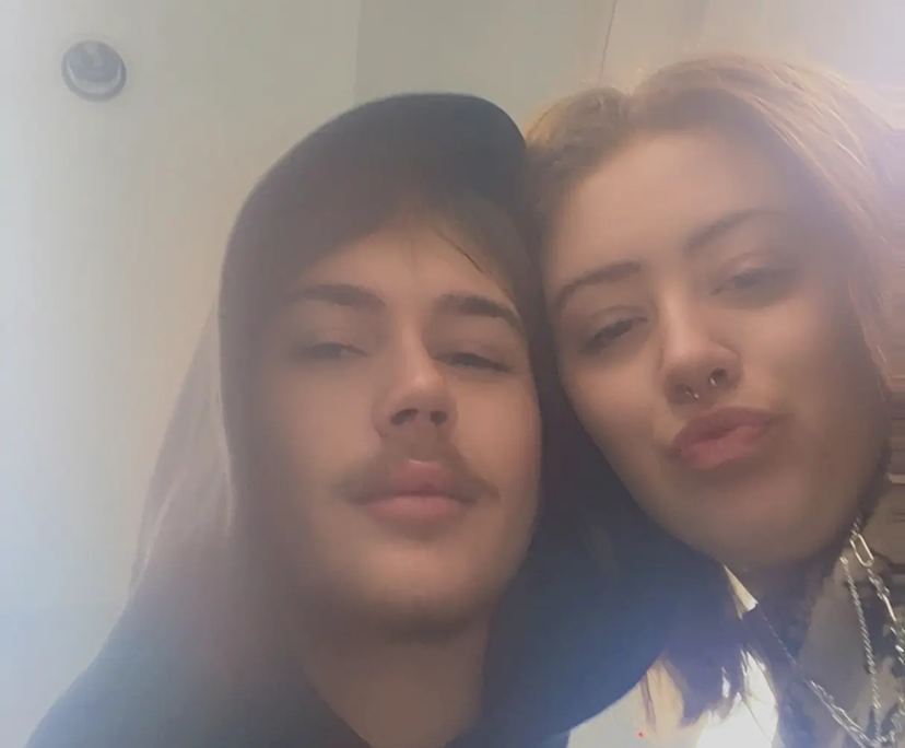 Cheyanne (20) and David (18), $700, Non-smoker, Have children, and No pets