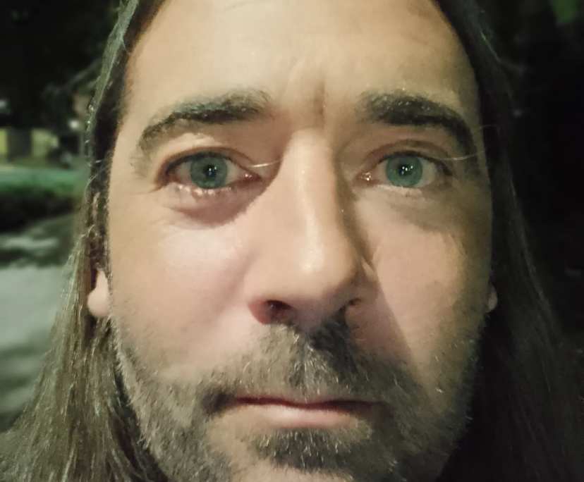 Petar (47), $400, Smoker, No pets, and No children
