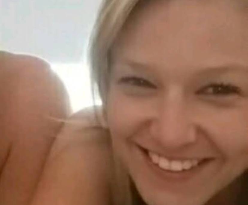 Chanelle (37), $280, Non-smoker, Have pets, and No children