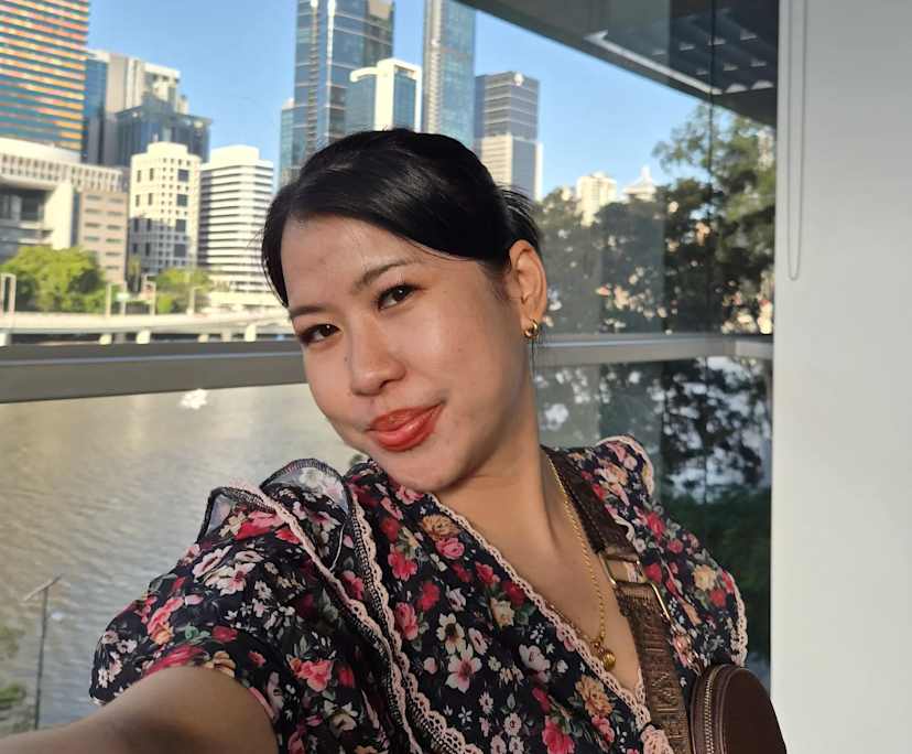 Peachy (30), $250, LGBTQIA+, Non-smoker, Have pets, and No children