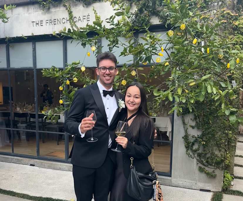 Olivia (24) and Robson (24), $450, 