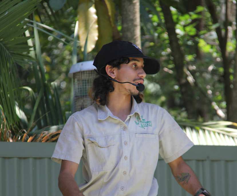 Rishi Bajpai (21), $380, Non-smoker, Have pets, and No children