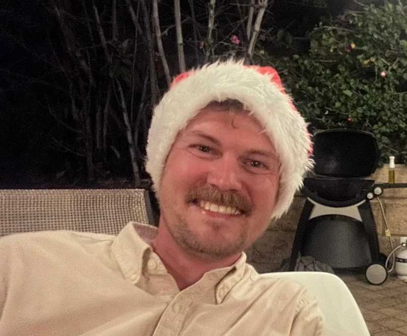 Ilja (32), $650, Non-smoker, No pets, and No children