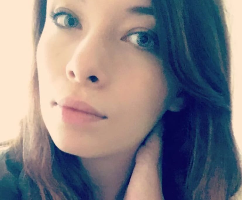 rebecca-33-looking-in-bruce-ainslie-braddon-flatmates-au