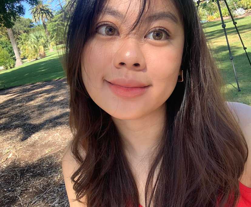 Nanda (25), $240, No pets, Non-smoker, and No children