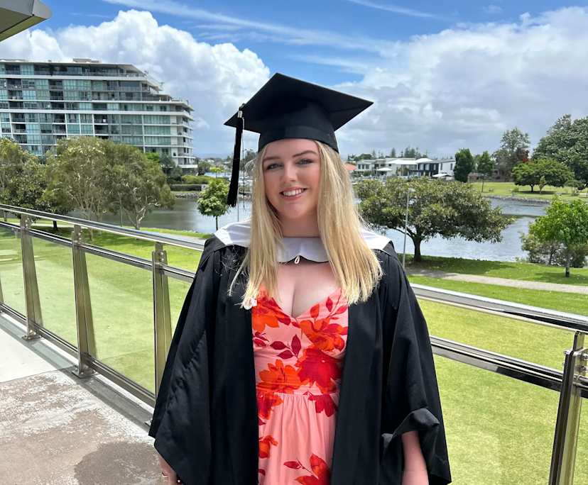 Sam (23), $360, Non-smoker, No pets, and No children