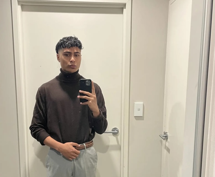 Phillip (26), $300, Non-smoker, No pets, and No children