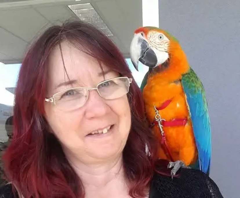 Michelle (59), $350, Smoker, No pets, and No children