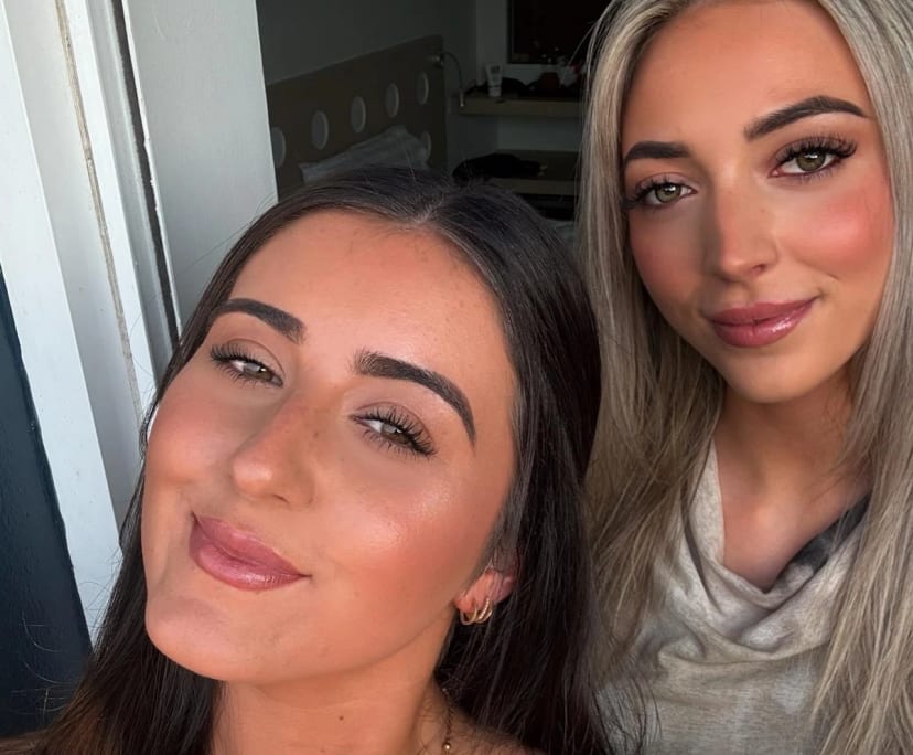 Sadie (23) and Olivia (23), $350, Non-smoker, No pets, and No children