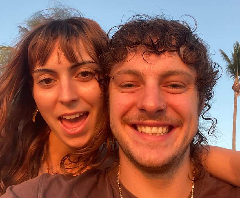 Matthew (27) and Amanda (23), $450, 